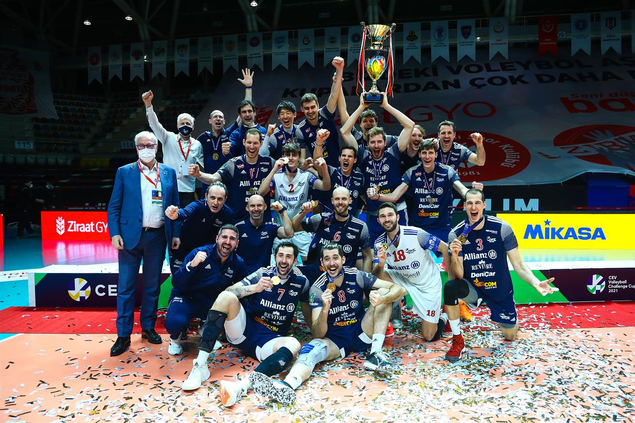 Allianz Powervolley MILANO claim the CEVChallengeCupM trophy CEV