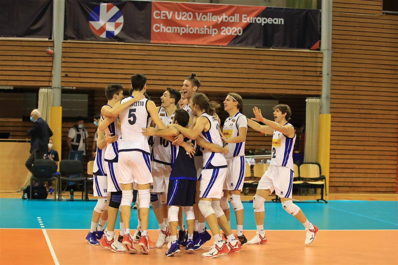 Italy Record Sixth Straight 3 0 Victory To Play Russia For Eurovolleyu20m Gold Cev